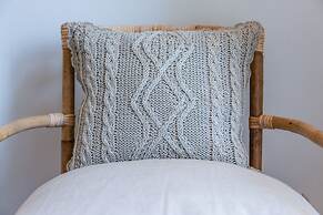 Typical Light Filled Graça Apartment, By TimeCooler