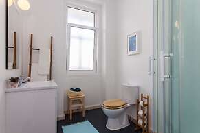 Typical Light Filled Graça Apartment, By TimeCooler