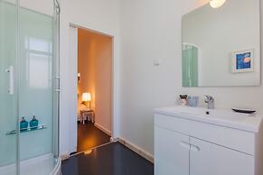 Typical Light Filled Graça Apartment, By TimeCooler