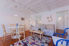 Alfama Sunny & Typical Apartment, By TimeCooler