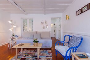 Alfama Sunny & Typical Apartment, By TimeCooler