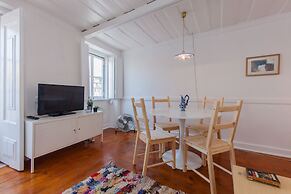 Alfama Sunny & Typical Apartment, By TimeCooler