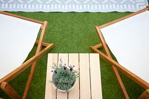 Renovated Apartment w/ Private Courtyard, By TimeCooler