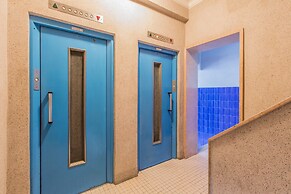 Light Filled Apartment, By TimeCooler