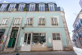 Spacious, Bright and Sunny Apartment, By TimeCooler