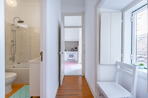 Spacious, Bright and Sunny Apartment, By TimeCooler