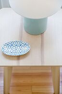 Sunny, Bright and Quiet Apartment, By TimeCooler