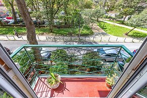 Sunny, Bright and Quiet Apartment, By TimeCooler