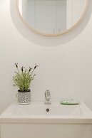 Sunny Bairro Alto / Chiado Apartment, By TimeCooler