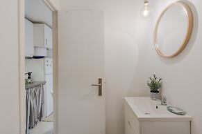 Sunny Bairro Alto / Chiado Apartment, By TimeCooler