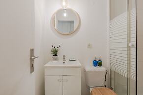Sunny Bairro Alto / Chiado Apartment, By TimeCooler