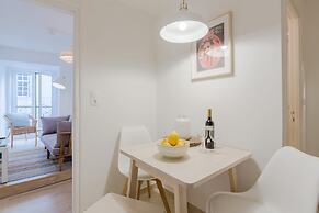 Sunny Bairro Alto / Chiado Apartment, By TimeCooler