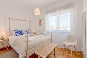 Renovated Sunny Apartment with Balcony, By TimeCooler