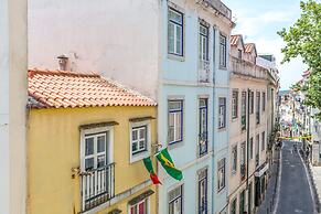 Alfama Spacious and Central Apartment, By TimeCooler