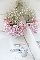 Alfama Spacious and Central Apartment, By TimeCooler