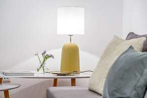 Alfama Spacious and Central Apartment, By TimeCooler