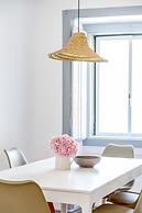 Alfama, Bright Spacious W/ Terrace Apartment, By TimeCooler