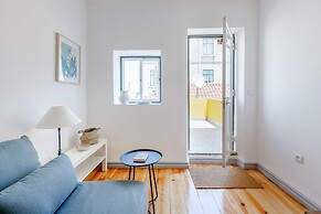 Alfama, Bright Spacious W/ Terrace Apartment, By TimeCooler