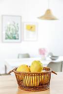 Alfama, Bright Spacious W/ Terrace Apartment, By TimeCooler