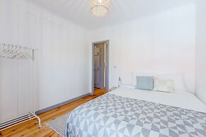 Alfama, Bright Spacious W/ Terrace Apartment, By TimeCooler