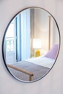 Alfama, Bright Spacious W/ Terrace Apartment, By TimeCooler