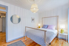 Alfama, Bright Spacious W/ Terrace Apartment, By TimeCooler