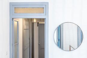 Alfama, Bright Spacious W/ Terrace Apartment, By TimeCooler