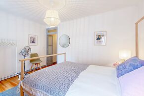 Alfama, Bright Spacious W/ Terrace Apartment, By TimeCooler