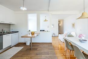 Alfama, Bright Spacious W/ Terrace Apartment, By TimeCooler