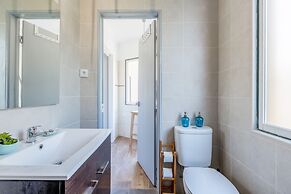 Alfama, Bright Spacious W/ Terrace Apartment, By TimeCooler