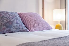 Alfama, Bright Spacious W/ Terrace Apartment, By TimeCooler