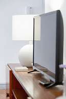 Bright & Spacious Alfama Typical Apartment, By TimeCooler