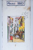 Bright & Spacious Alfama Typical Apartment, By TimeCooler