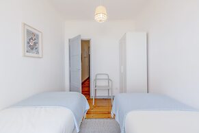 Bright & Spacious Alfama Typical Apartment, By TimeCooler