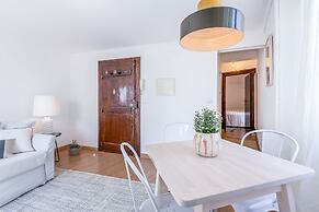 Light Filled Typical Apartment at Alfama, By TimeCooler