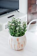 Light Filled Typical Apartment at Alfama, By TimeCooler