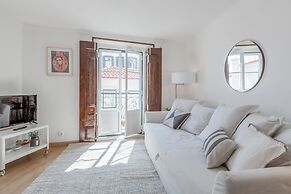 Light Filled Typical Apartment at Alfama, By TimeCooler