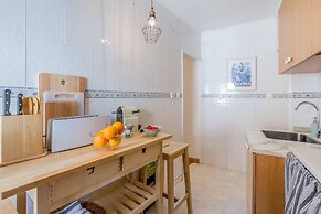 Light Filled Typical Apartment at Alfama, By TimeCooler