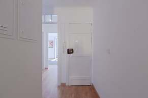 Bright & Spacious W/ Orange Tree Patio Apartment by TimeCooler