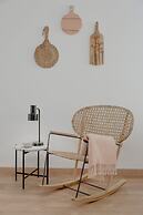 Bright & Spacious W/ Orange Tree Patio Apartment by TimeCooler