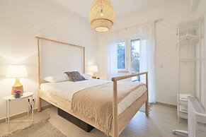 Light Apartment W/ Balcony Apartment by TimeCooler