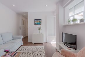 Sunny Apartment with Patio, By TimeCooler