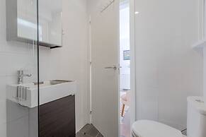 Sunny Apartment with Patio, By TimeCooler