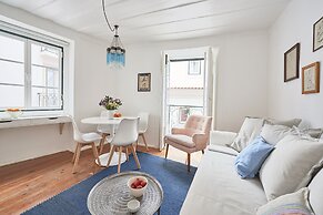 Alfama Light-Filled Apartment, By TimeCooler