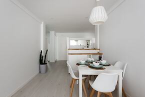 Light-Filled Apartment, By TimeCooler