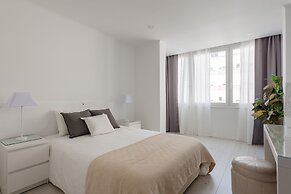 Light-Filled Apartment, By TimeCooler