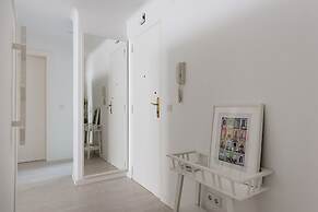 Light-Filled Apartment, By TimeCooler