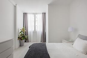 Light-Filled Apartment, By TimeCooler