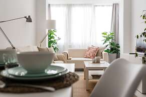 Light-Filled Apartment, By TimeCooler