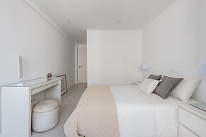 Light-Filled Apartment, By TimeCooler